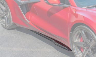 Накладки на пороги Chevrolet Corvette (2023-2024) z06 carbon фото
