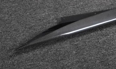 Накладки на пороги Chevrolet Corvette (2020-2024 stingray ) carbon фото