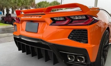 Дифузор заднього бампера Chevrolet Corvette (2020–2024) Stingray фото