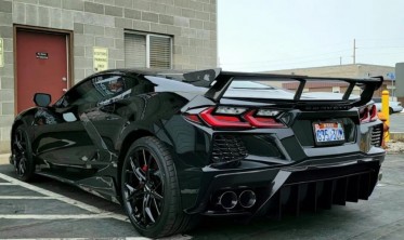 Дифузор заднього бампера Chevrolet Corvette (2020–2024) Stingray фото