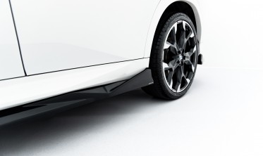 Тюнинг накладки (листвы) на боковые пороги BMW X2 M35i U10 Maxton-design фото