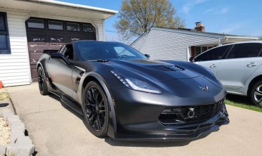 Диффузоры порогов Chevrolet Corvette (2014-2019) Z07 Style глянец фото