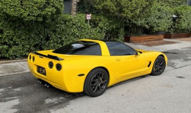 Спойлер кришки багажника Chevrolet Corvette 1997-2004 C5 чорний глянець фото
