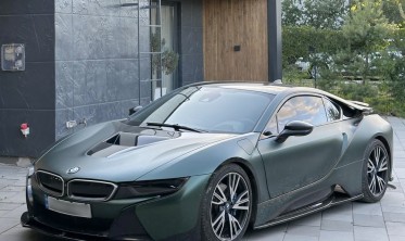 Диффузор (сплиттер) переднего бампера BMW I8  фото