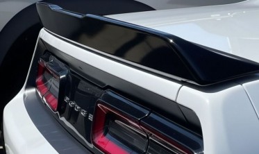 Спойлер багажника Dodge Challenger стиль R/T Scat Pack чорний глянець фото