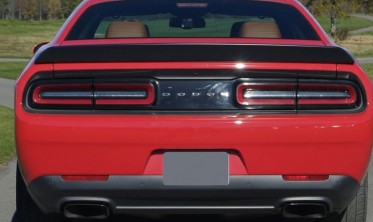 Спойлер на багажник Dodge Challenger srt style чорний матовий фото
