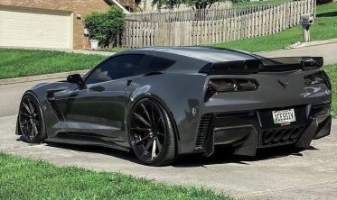 Спойлер крышки багажника Chevrolet Corvette (2014-2019) Wickerbill style черный глянец фото