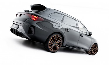 Тюнинг накладки под пороги Cupra Leon ST / Hatchback Aero Mk1 Street Pro фото