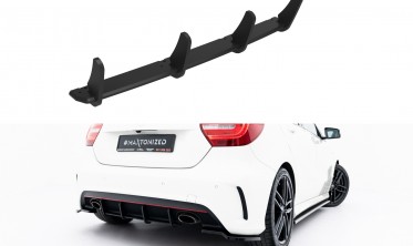Центральний дифузор на задній бампер Mercedes A W176 AMG-Line серія Street Pro фото