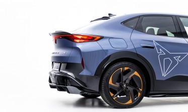 Тюнинг диффузор на задний бампер Cupra Tavascan Mk1 Maxton-design фото
