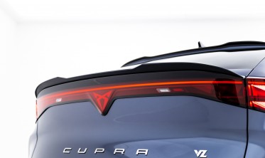 Тюнинг спойлер на крышку багажника Cupra Tavascan Mk1 фото