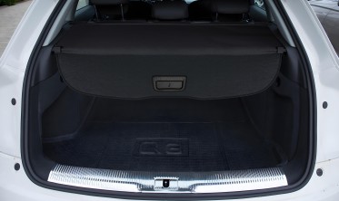 Шторка багажника для Audi Q3 (2016-2018) фото