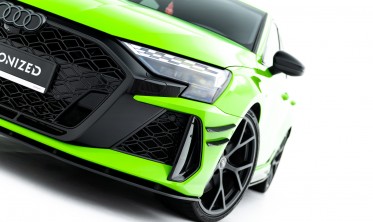 Тюнінг накладка на передній бампер Audi RS3 8Y Sedan, Sportback 2024- Street Pro фото