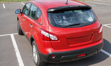 Спойлер на кришку багажника Nissan Qashqai J10 фото
