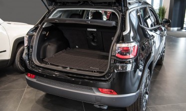 шторка-полиця багажника для Jeep Compass 2017-... чорна фото