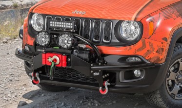 Силовой передний бампер Jeep Renegade (2014-2018) дорестайл фото
