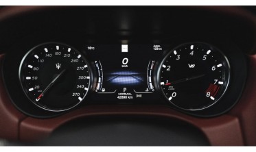 Шкала з миль в кілометри Maserati Quattroporte, Ghibli Trofeo фото