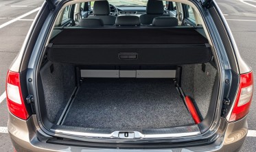 шторка-полка багажника Skoda Superb 2 (2008-2015) черная фото