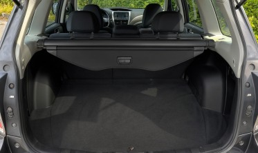 шторка-полка багажника для SUBARU FORESTER 2008-2012 фото