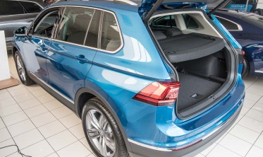 полка багажника для Volkswagen Tiguan MK1 (2007-2017) фото