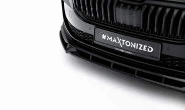 Накладка на передний бампер Skoda Superb Mk4 Sportline вар. 2 Maxton design фото