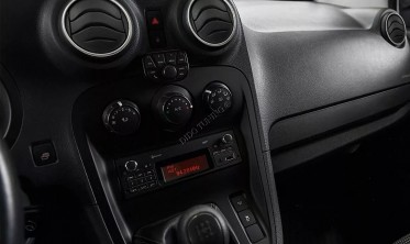 Хром кольца на воздуховоды в панели Mercedes Citan W415 фото