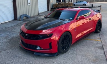Дифузор переднього бампера Chevrolet Camaro 6 (2016-2018) V2 Style чорний глянець фото