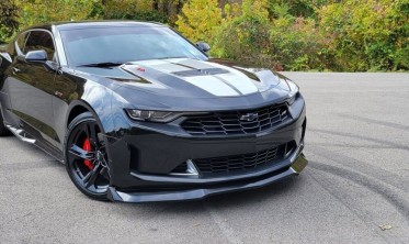 Дифузор переднього бампера Chevrolet Camaro 6 (2016-2018) V2 Style чорний глянець фото