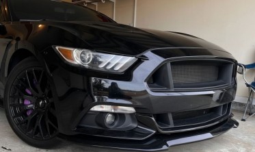 Диффузор переднего бампера Ford Mustang (2015-2017) черный глянец фото