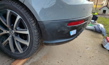 Тюнінг накладка на задній бампер VW Golf 5 (1 виріз під вихлопну GTI) фото