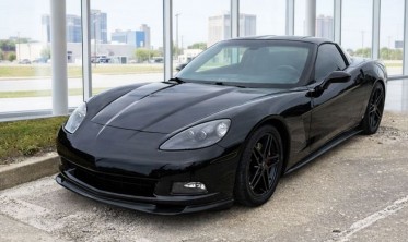 диффузоры порогов Chevrolet Corvette (2005-2013) zr1 style черный матовый фото
