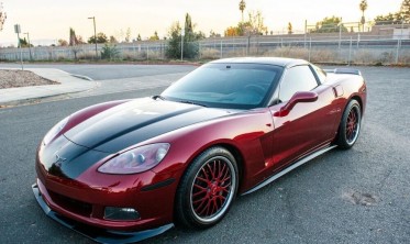 диффузоры порогов Chevrolet Corvette (2005-2013) zr1 style черный глянец фото