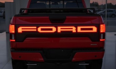 Накладка на задній борт Ford f150 (2018-2020) raptor style led фото