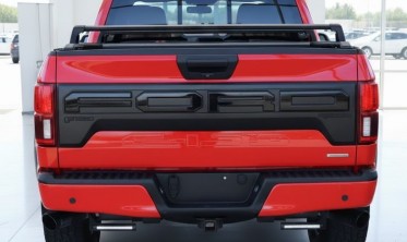 Накладка на задний борт Ford f150 (2018-2020) raptor style led фото