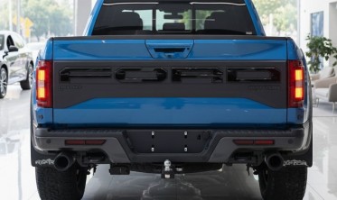 Накладка на задний борт Ford f150 (2015-2017) raptor style led фото