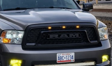 Радиаторная решетка Dodge Ram (2009-2012) в стиле Rabel матовая фото