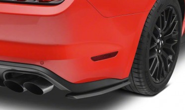 Боковые диффузори заднего бампера Ford Mustang (2015-2021) черные матовые фото
