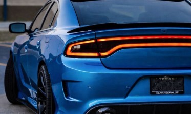 бленда заднього скла DODGE CHARGER 2011-2021 style v1 чорний матовий фото