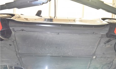 Бокові накладки (леза) на пороги Tesla Model Y MK1 2025- Premium фото