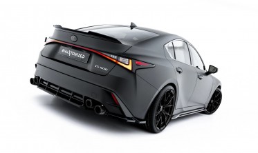 Центральна накладка на задній бампер Lexus IS 500 Mk3 рестайл 2 (XE30) фото