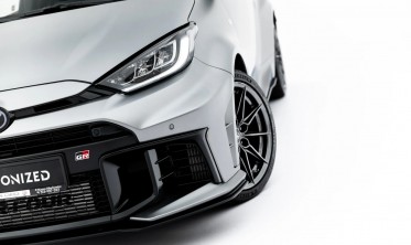 Тюнинг накладка на передний бампер Toyota GR Yaris Mk4 рест. Street Pro фото
