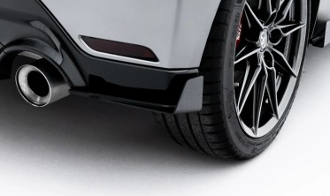Комплект накладок на край заднього бампера Toyota GR Yaris Mk4 2024- Street Pro фото