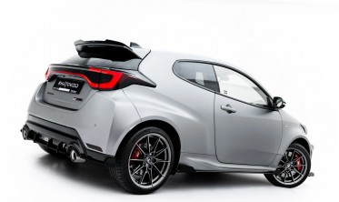 Листвы + накладки на боковые пороги Toyota GR Yaris Mk4 2024- Street Pro фото
