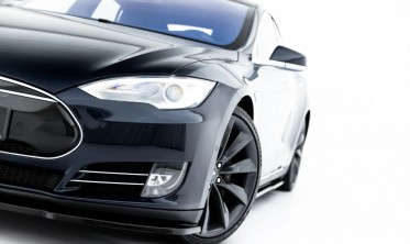 Тюнинг сплиттер на передний бампер Tesla Model S 2012-2016 вар. 2 фото