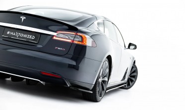 Бокові тюнінг накладки на задній бампер Tesla Model S 2012-2016 вар. 1 фото