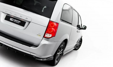 Тюнинг диффузор на задний бампер Dodge Grand Caravan Mk5 рестайл фото