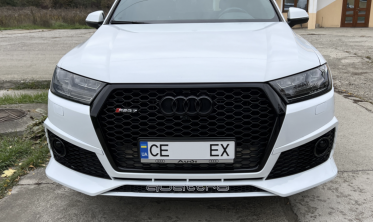 Передний бампер Audi Q7 4M стиль RS фото