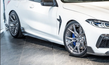 Лезвия на пороги (карбон) BMW 8 Series G14 / G15 / G16 / F91 / F92 фото