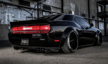 Спойлер крышки багажника Dodge Challenger стиль Liberty Walk фото