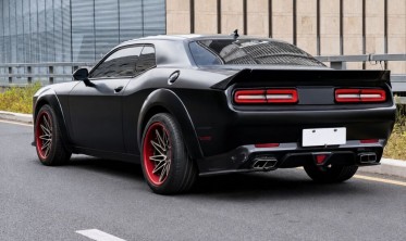 Спойлер крышки багажника Dodge Challenger стиль Liberty Walk фото